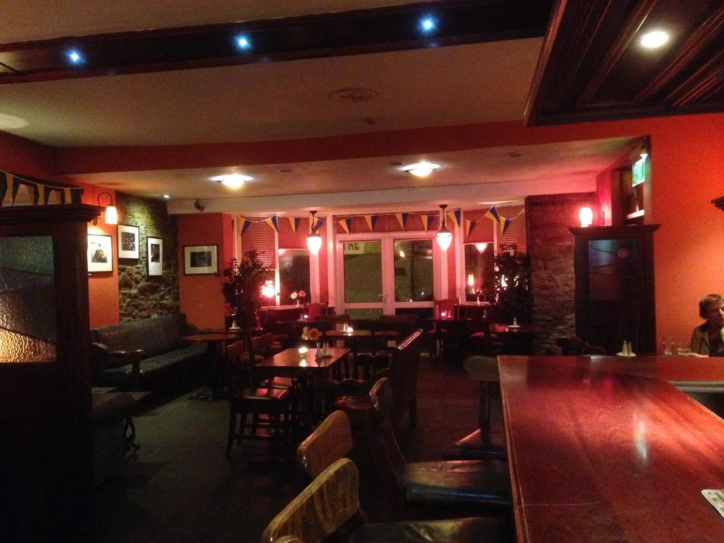 Myles Creek Hotel Kilkee Bagian luar foto