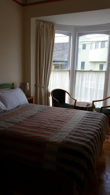 Myles Creek Hotel Kilkee Bagian luar foto