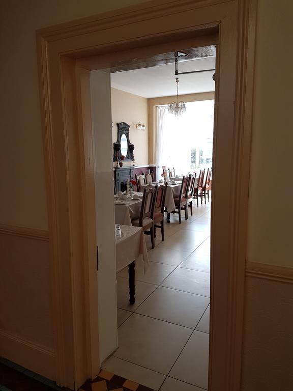 Myles Creek Hotel Kilkee Bagian luar foto