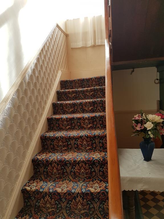 Myles Creek Hotel Kilkee Bagian luar foto