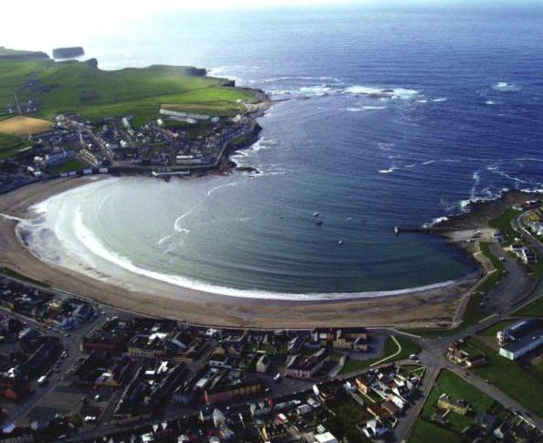 Myles Creek Hotel Kilkee Bagian luar foto