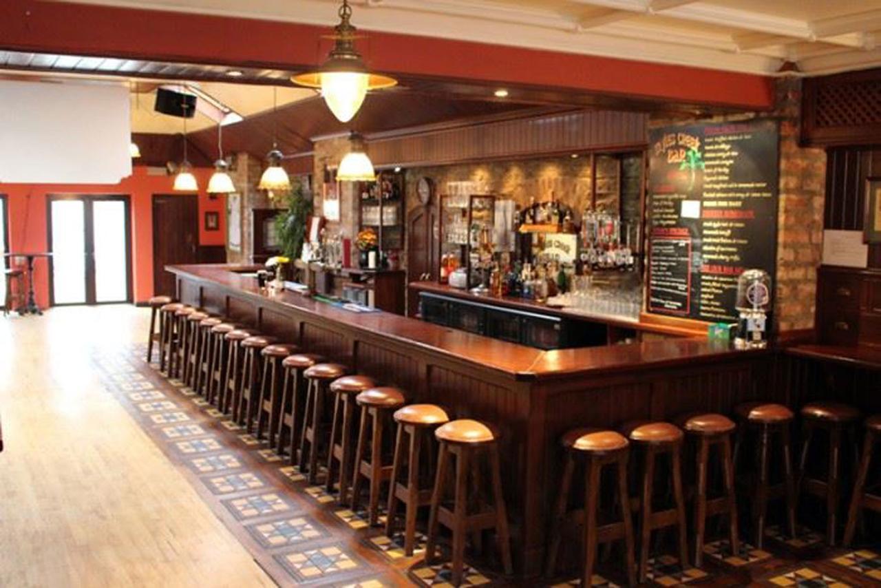 Myles Creek Hotel Kilkee Bagian luar foto